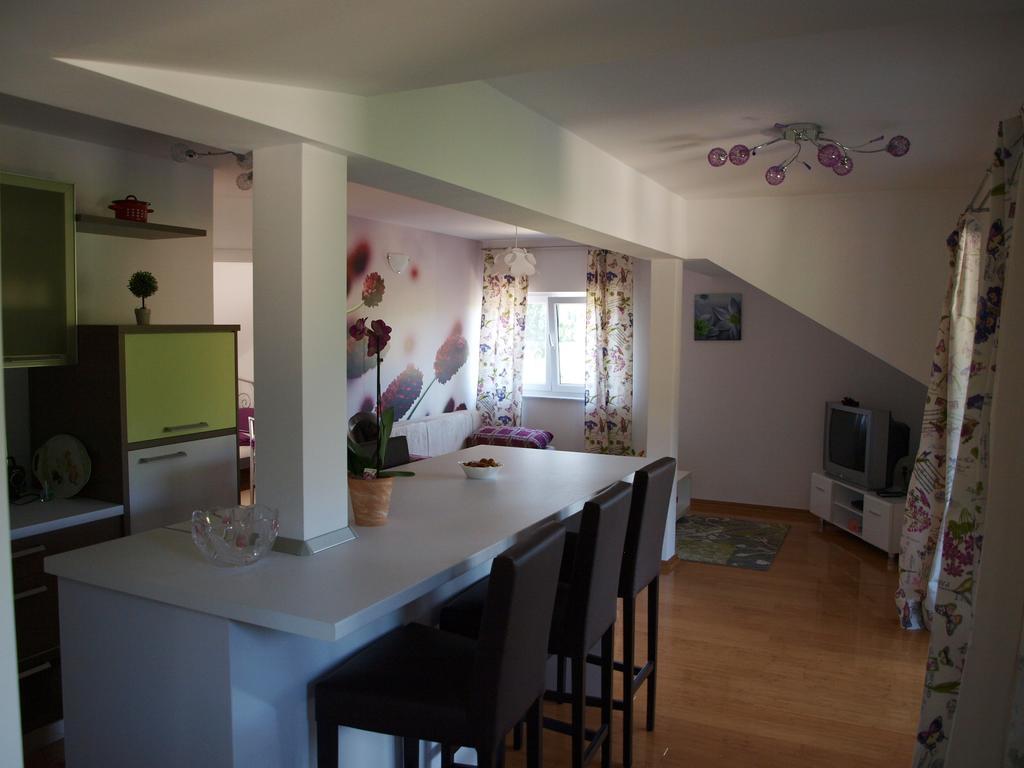 Kaj-Lux Apartment ตูเฮลย์สเก ตอปลิตเซ ภายนอก รูปภาพ